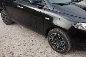 Lancia Ypsilon 1.2 neopatentati 