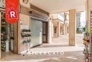 Locale commerciale Via Poli 17, Lecce