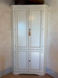 Armadio angoliera Paganelli in castagno massello