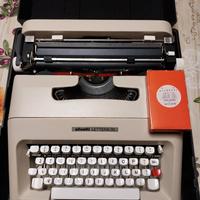 Macchina da scrivere Olivetti lettera 35