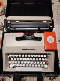 Macchina da scrivere Olivetti lettera 35