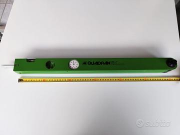 Misuratore angoli con livella