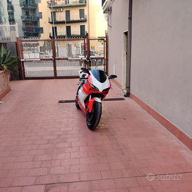 Ducati 848