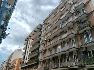 Ampio e luminoso appartamento quartiere Murat