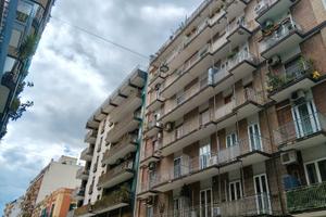 Ampio e luminoso appartamento quartiere Murat