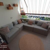 divano da esterno con tavolino 