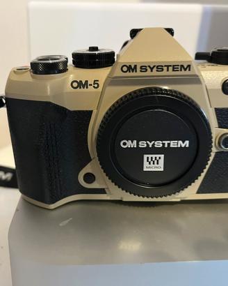 Olympus om-5 mark ii