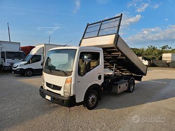 Renault Maxity ribaltabile trilaterale