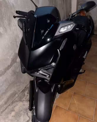 XMAX 300 TECH MAX