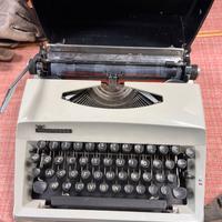 Macchina da scrivere Triumph Contessa Deluxe