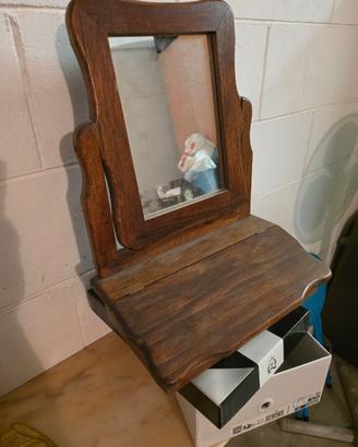 Specchiera con contenitore. Legno. Come nuovo