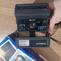 Polaroid 636 Close Up con scatola TESTED
