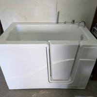 vasca da bagno con sportello 