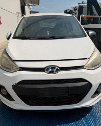 RICAMBI USATI AUTO VARI HYUNDAI i10 2014 1000 BENZ