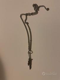 Collana, oggetto maledetto di toji zenin