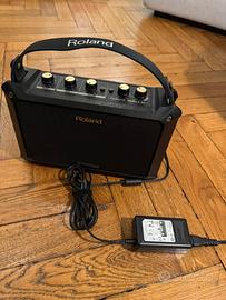 ROLAND Mobile AC amplificatore portatile