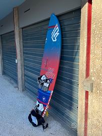 tavola da windsurf Fanatic Triwave 88 litri