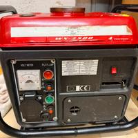 Generatore max 1000 watt usato poco