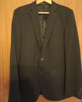 Completo uomo grigio scuro