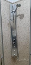 doccia con idromassaggio