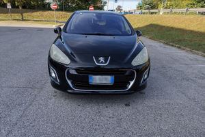 Peugeot 308 Allure - 2012 - 1.6 Diesel - 260.000Km