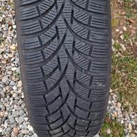 Treno di gomme invernali con cerchi Hyundai