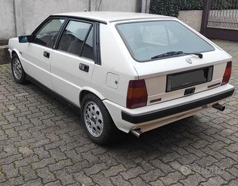 Lancia delta integrale 4WD