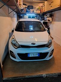 Kia. Rio 1,4 diesel 16 valvole
