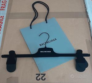 Gruccia appendiabiti Balenciaga in velluto nero 