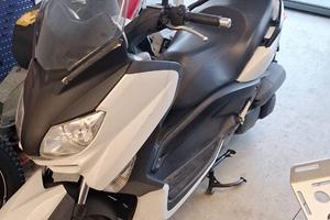 Yamaha X-Max 250 - 2010