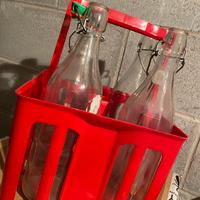 Cestello in plastica per bottiglie da litro