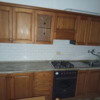 cucina lineare 350+150 + tavolo sedie ecc...