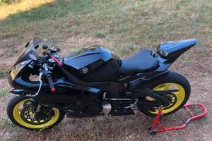 Yamaha r6
