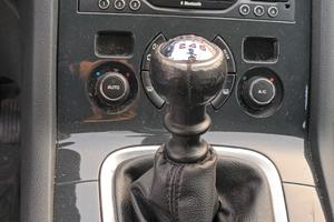 Peugeot 5008 1.6 HDi 115CV Business