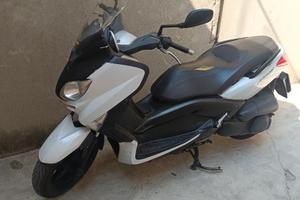 Yamaha X-Max 250 - 2011