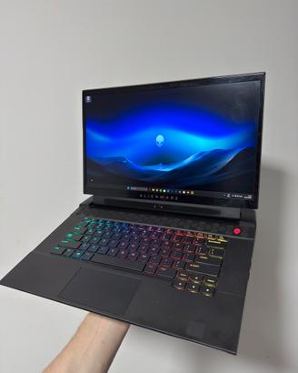 PC Portatile Dell Alienware M15 R2 i7 2070 16 gb