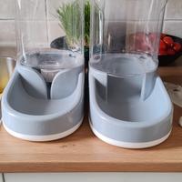 distributori crocchette e acqua