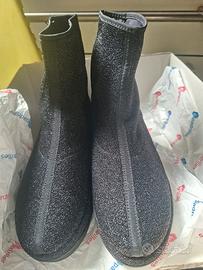 Stivaletto nuovissimo taglia 37