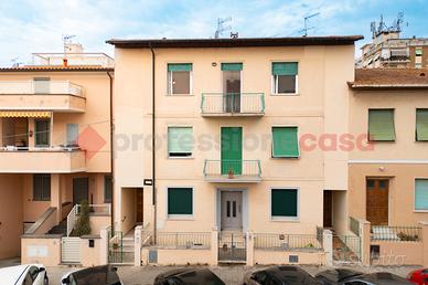 Appartamento Cecina [062I4VRG]