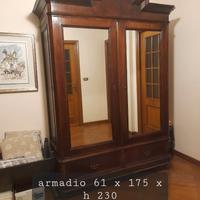 Armadio primi 900  con appenderia e cassetti dim 6