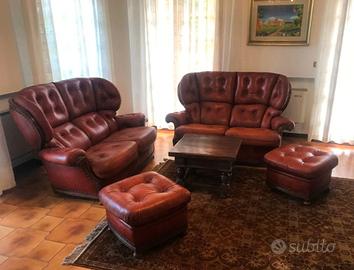 Divani, pouf, poggiapiedi, tavolino, Chesterﬁeld