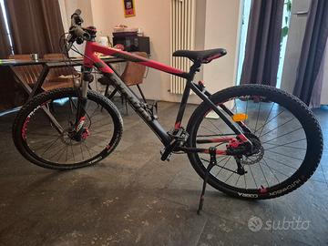 mountain bike decathlon RockRider 560