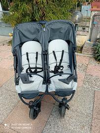 Passeggino gemellare