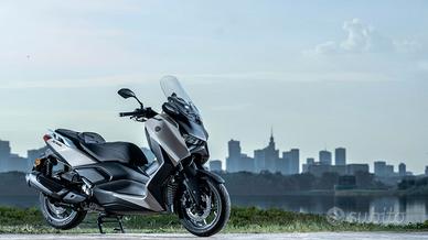 Yamaha X-Max 300 TECH MAX PLUS