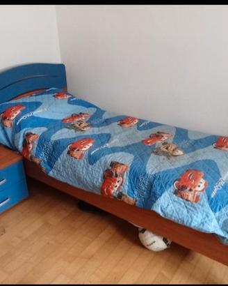 Letto singolo+comodino
