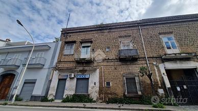 MONOLOCALE A FRATTAMAGGIORE