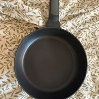 2 Padelle Kasanova antiaderente nuove