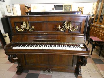 Pianoforte GAVEAU d'epoca in noce con candelabri