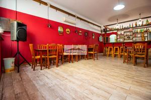 Locale commerciale in via Foscolo