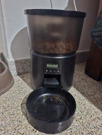 distributore automatico per cibo cani e gatti